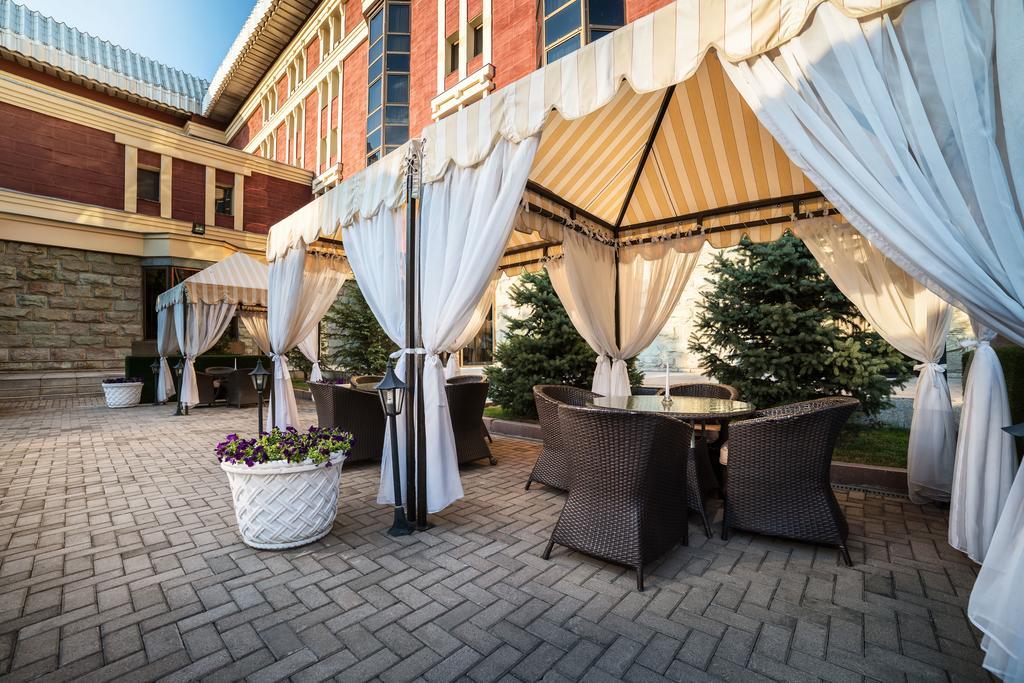 The Dostyk Hotel Almatý Exterior foto